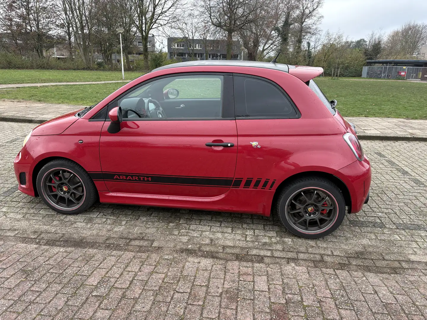 Fiat 500 Abarth 1.4-16V bj 2009 189000 km 170 pk Червоний - 2