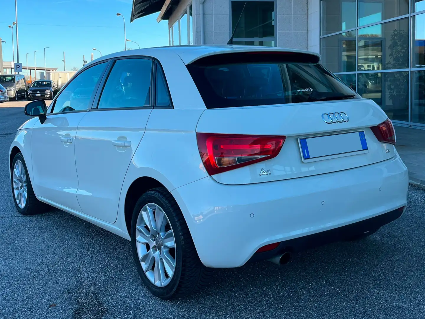 Audi A1 A1 2010 Sportback Sportback 1.6 tdi Ambition 90cv Bianco - 2