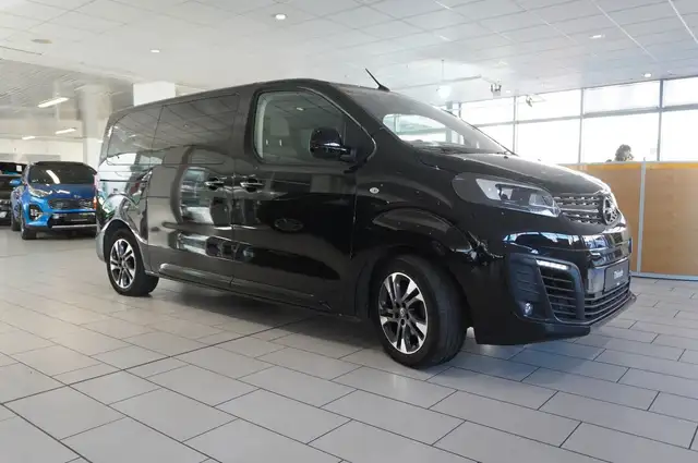 Opel Zafira Life view 7