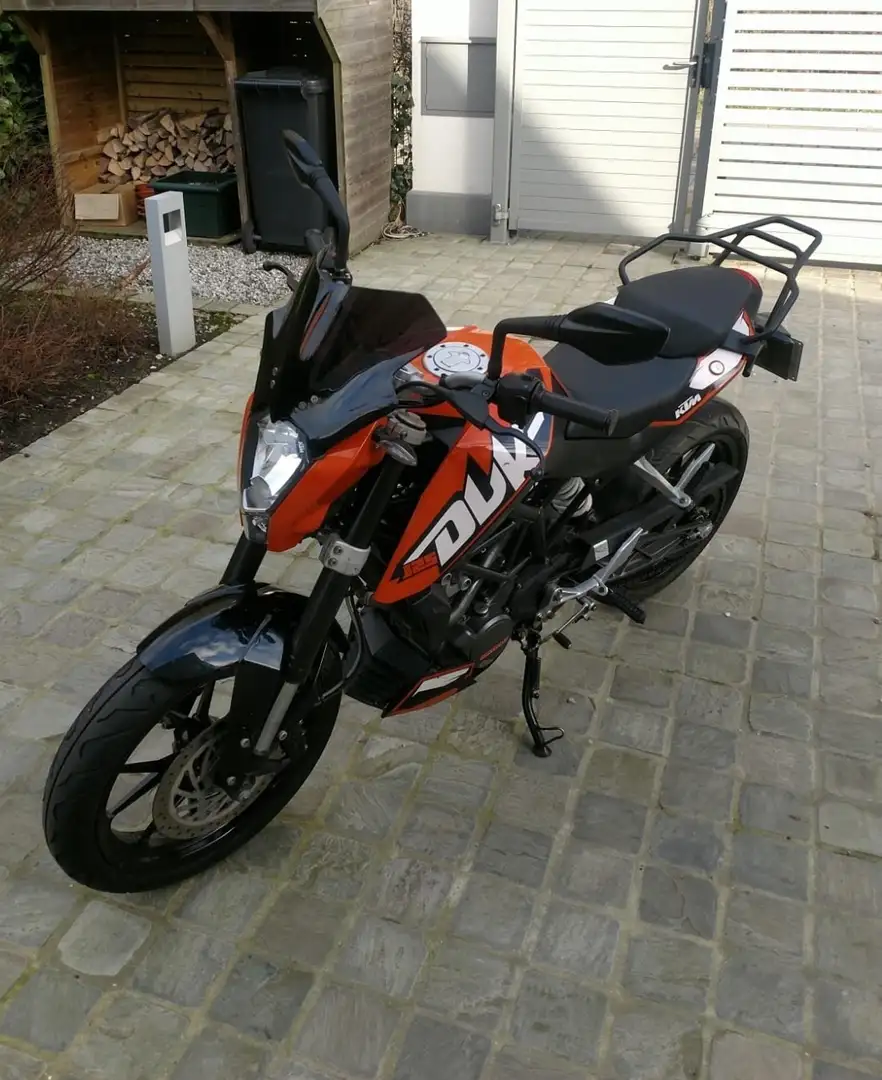 KTM 125 Duke - 1
