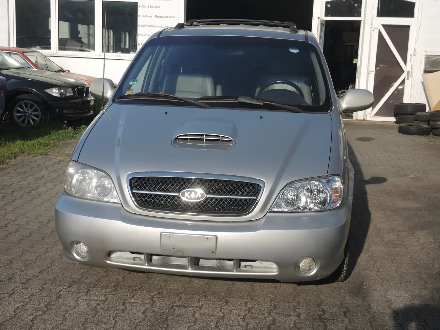 Kia Carnival Carnival+CRDi+Aut.+DPF+Executive Argintiu - 1