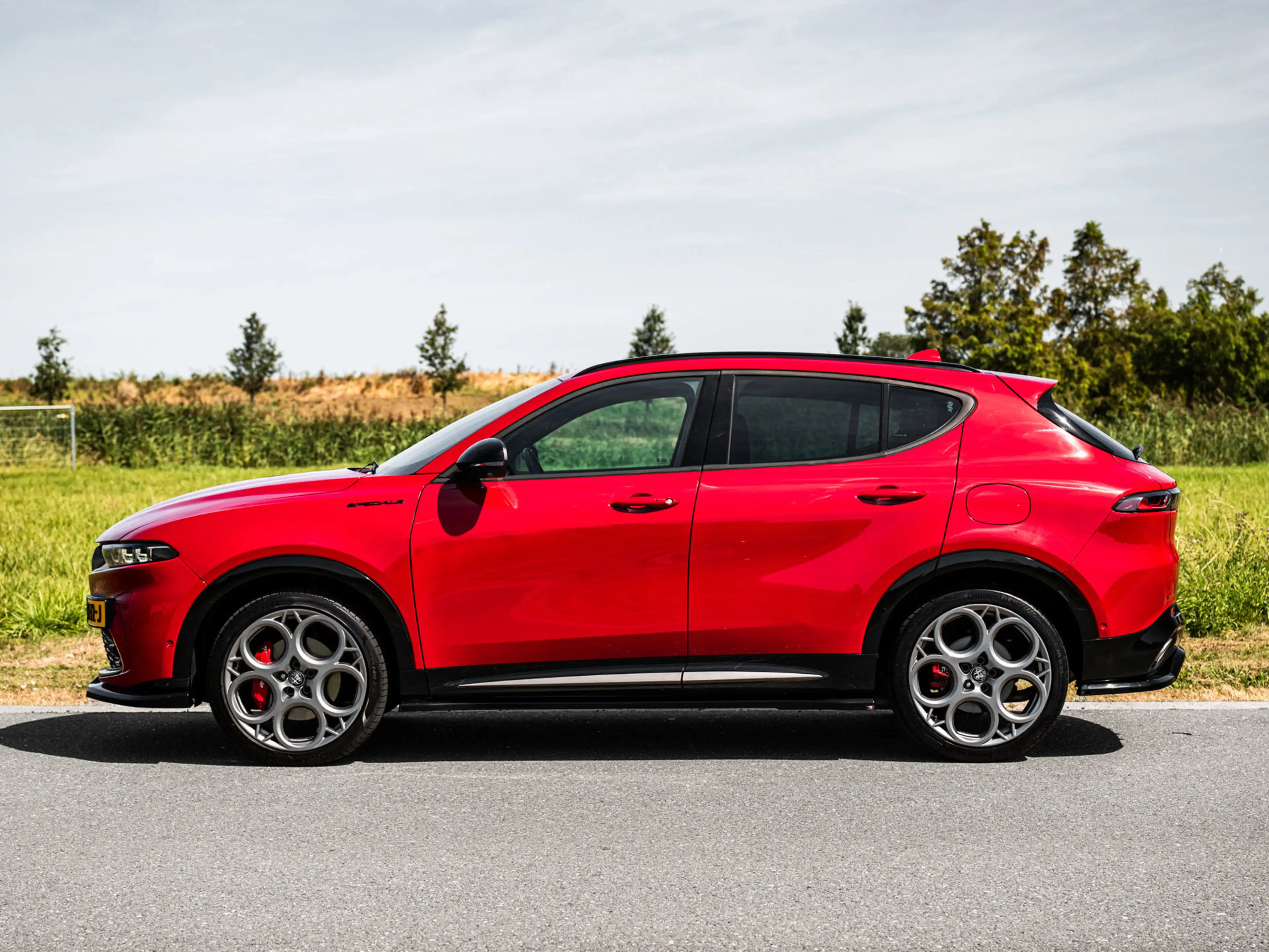 Alfa Romeo Tonale 1.3T PHEV Edizione Speciale — photo 4