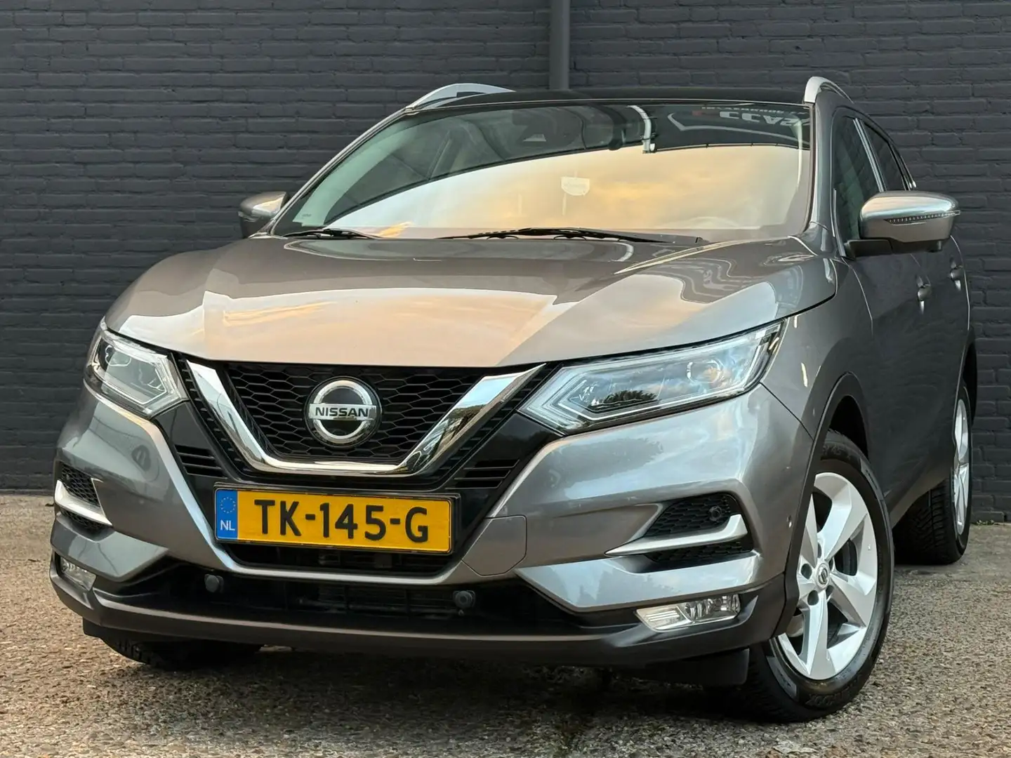 Nissan Qashqai 1.2 Business Edition NAVI | PDC | CAMERA | PANO | Gris - 1