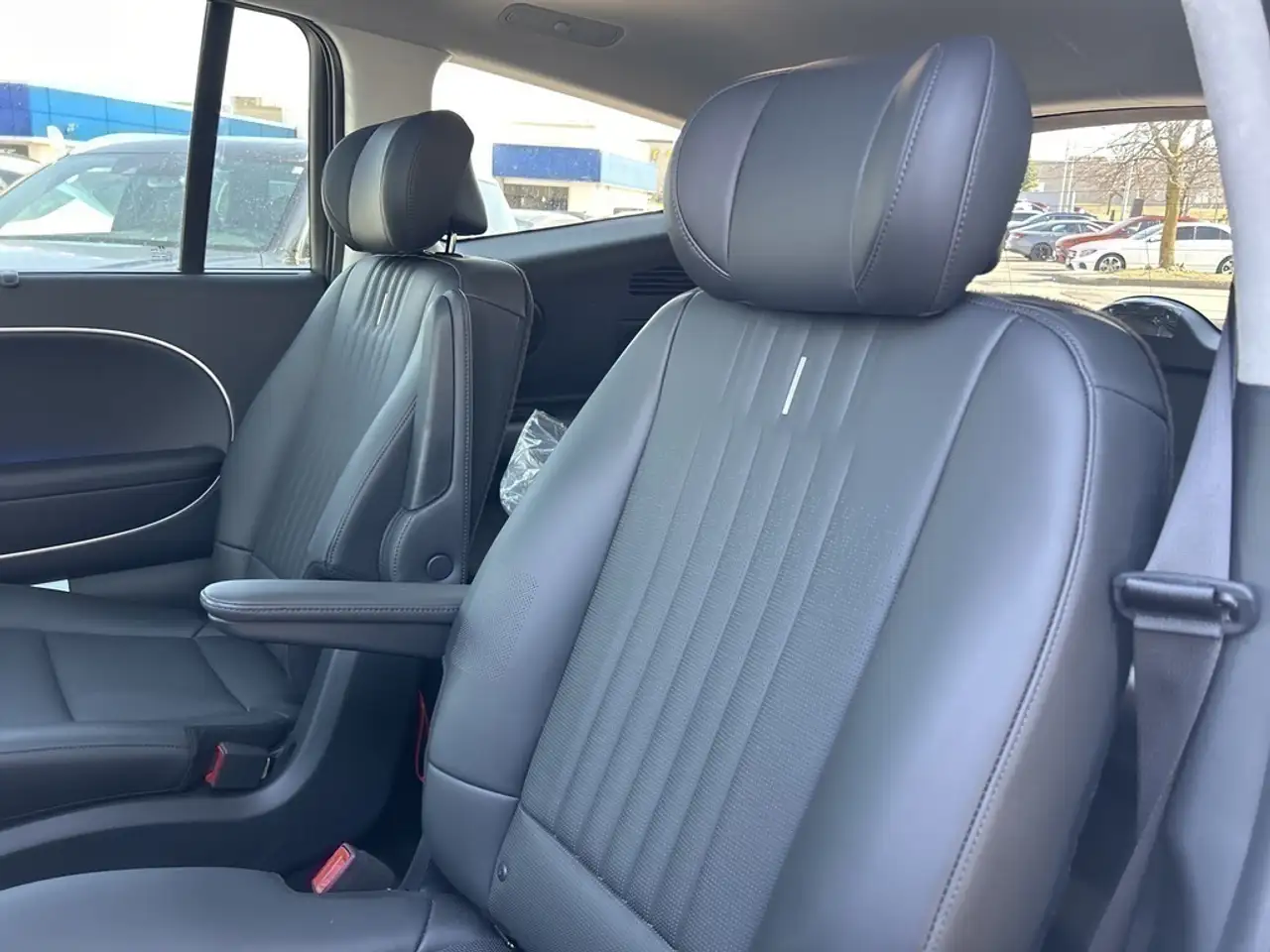 Hyundai IONIQ 9 снимка Hyundai IONIQ 9