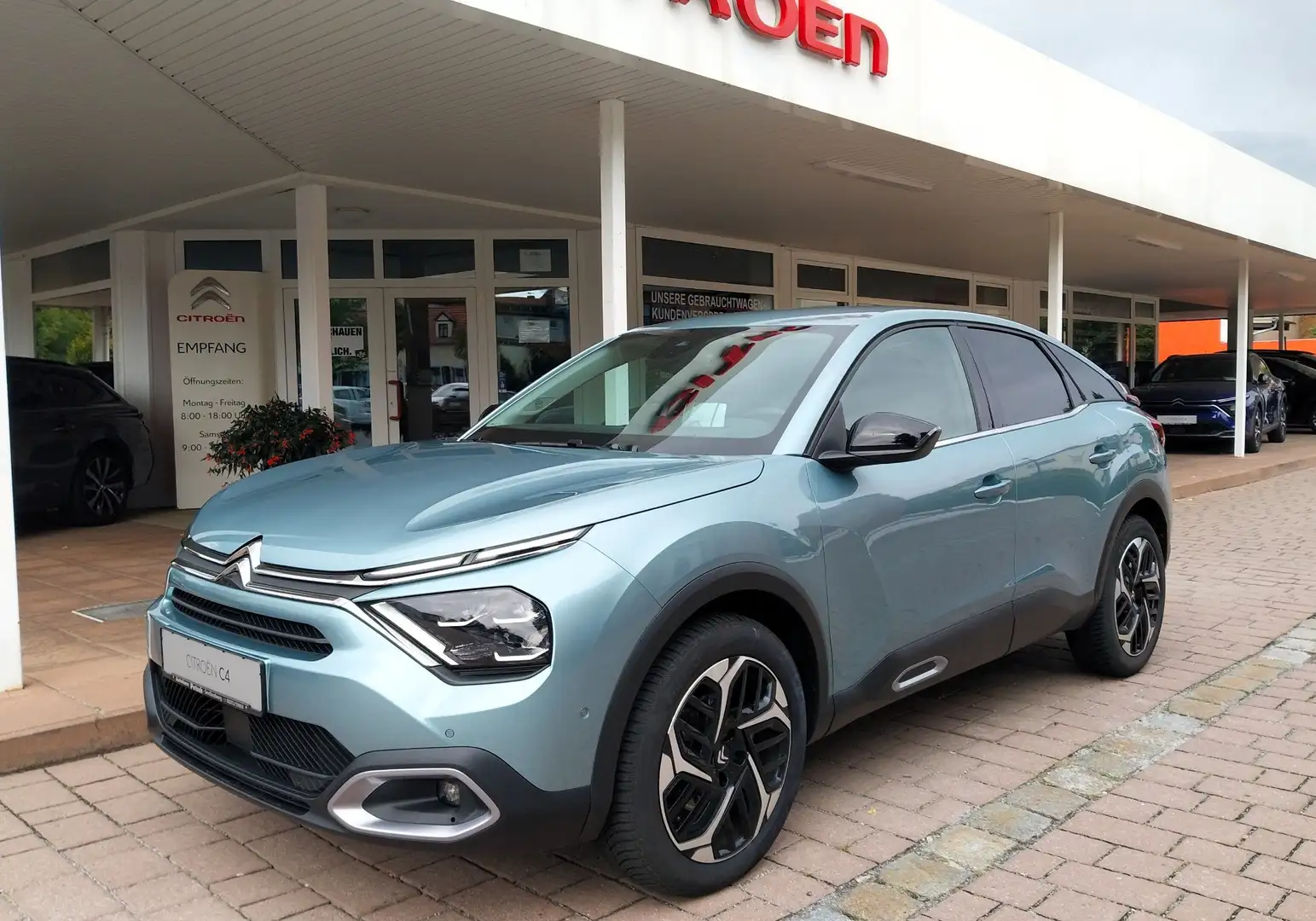 Citroen C4 PT130 EAT8 MAX *HUD, GANZJAHRESREIFEN, NAVI* Blau - 2