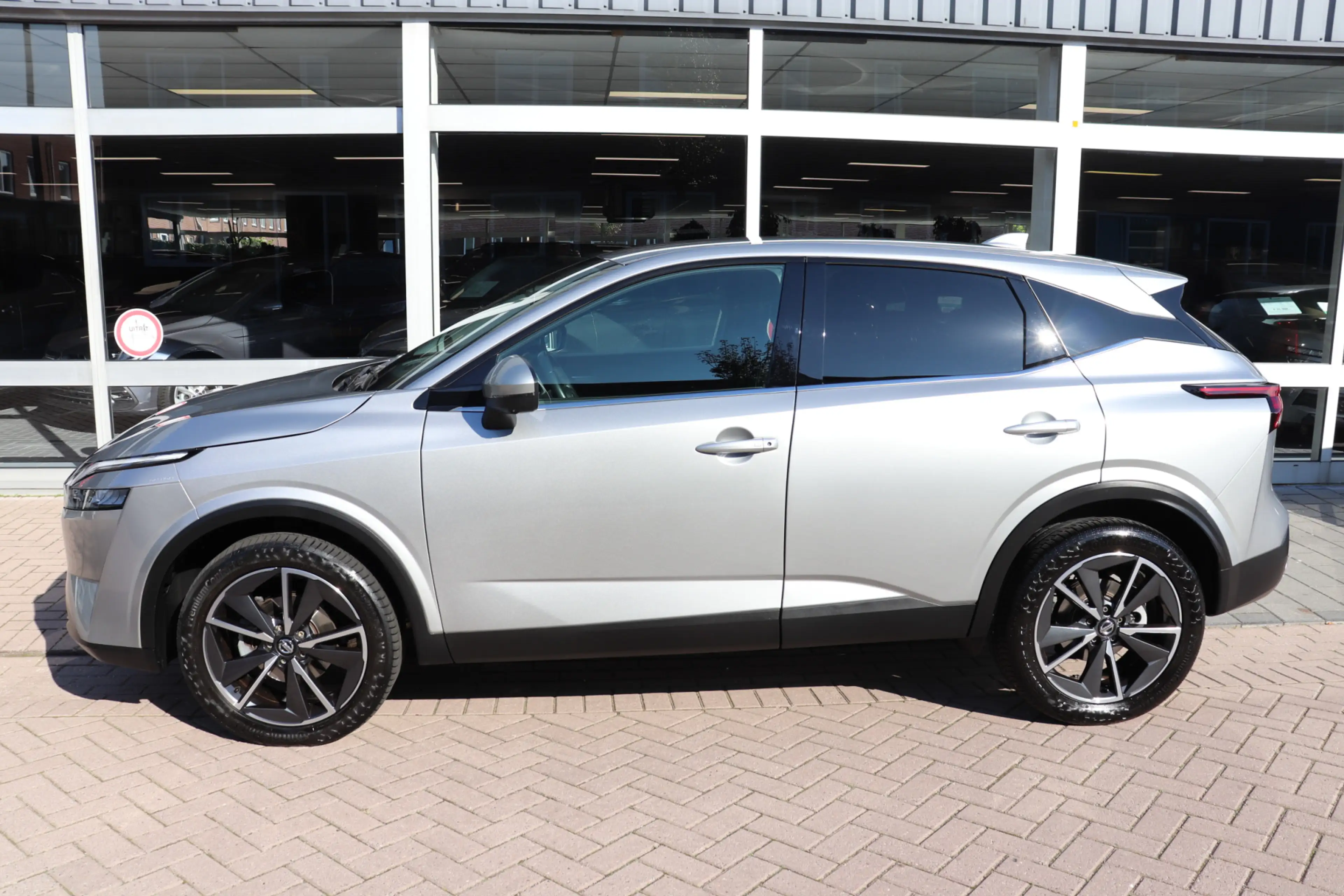 Nissan Qashqai 1.3 MHEV Xtronic N-Style Automaat Navigatie. — photo 2