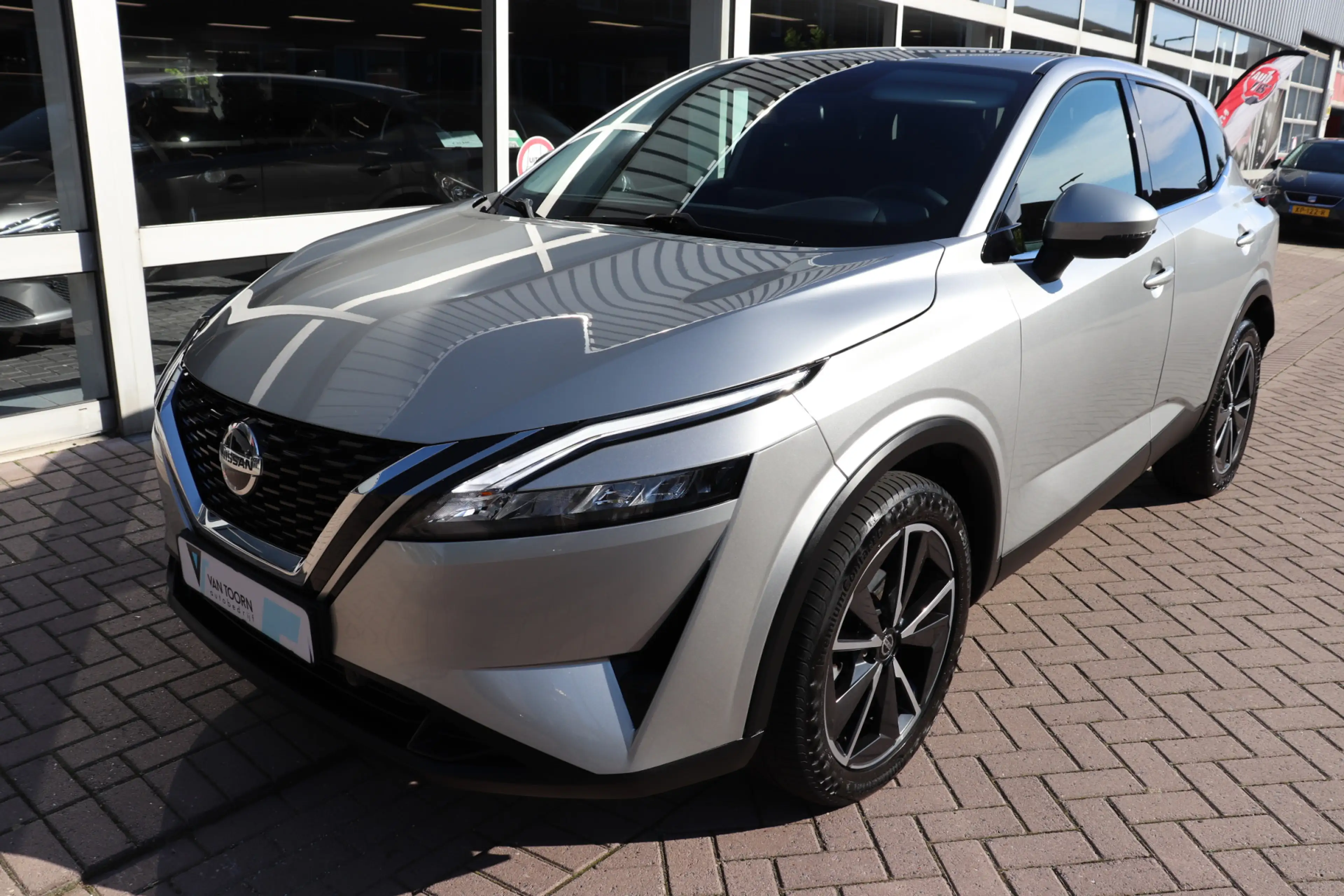 Nissan Qashqai 1.3 MHEV Xtronic N-Style Automaat Navigatie. — photo 3