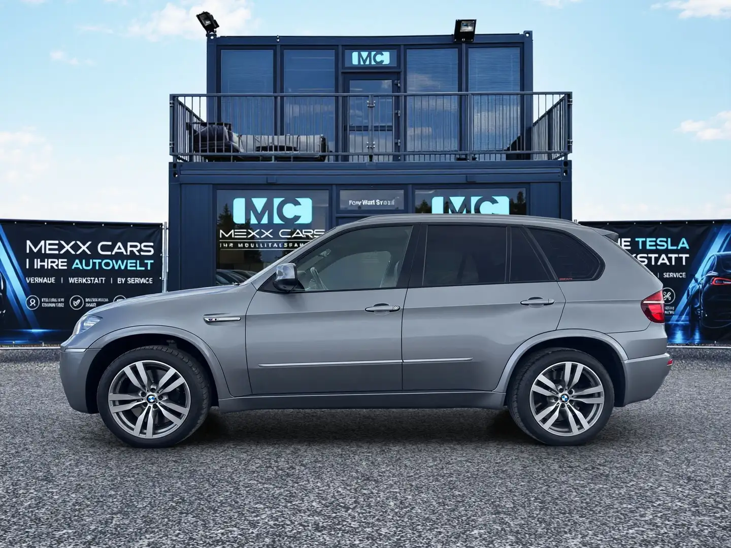 BMW X5 M E70, 555 PS V8 Biturbo | Panorama | HeadUp  | M S Silber - 2