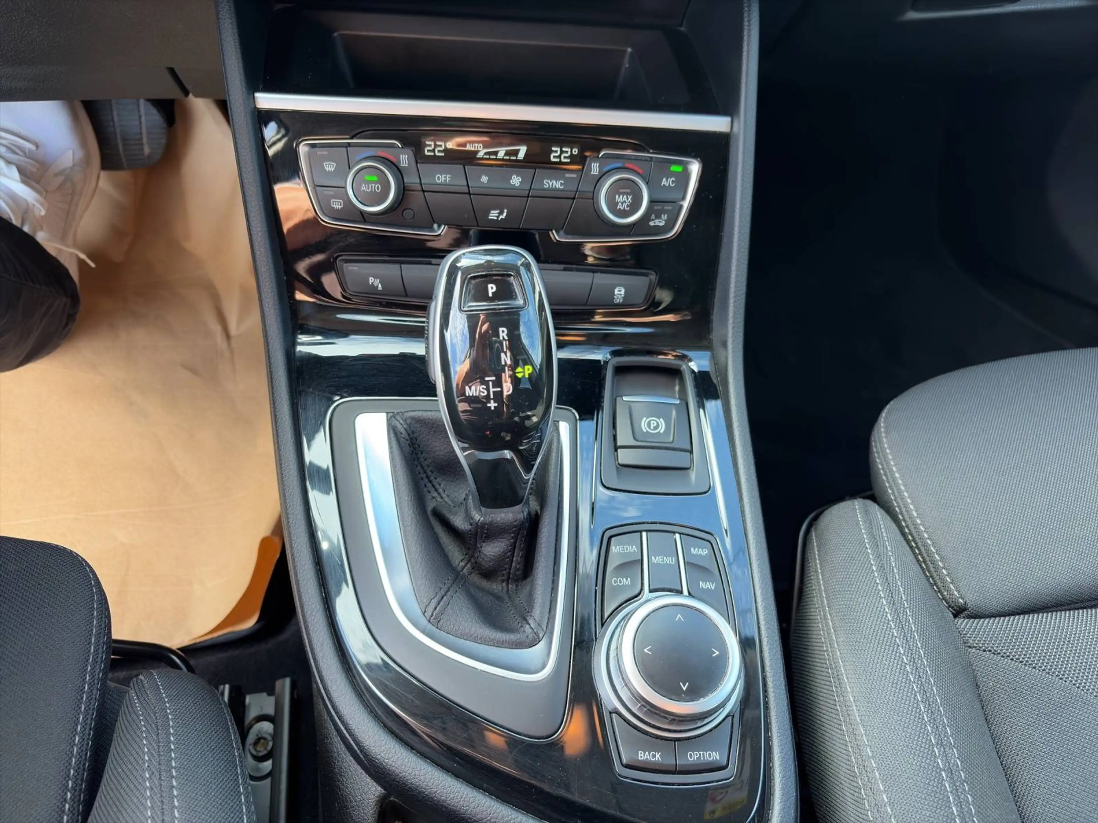 BMW 216 d Grand Tourer AdvantageAutom. — photo 13