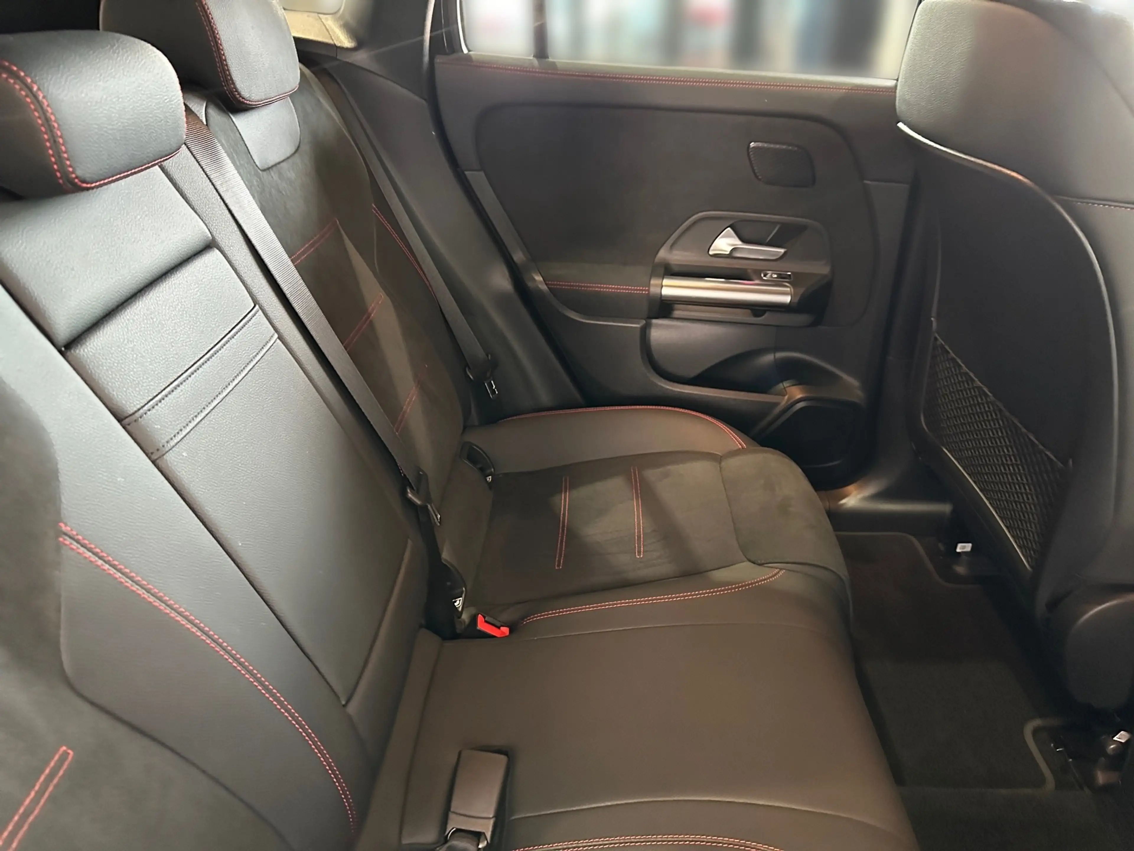 Mercedes-Benz EQA 4M AMG Adv.Plus+Navi+AHK+LED+Sound+Night — photo 11