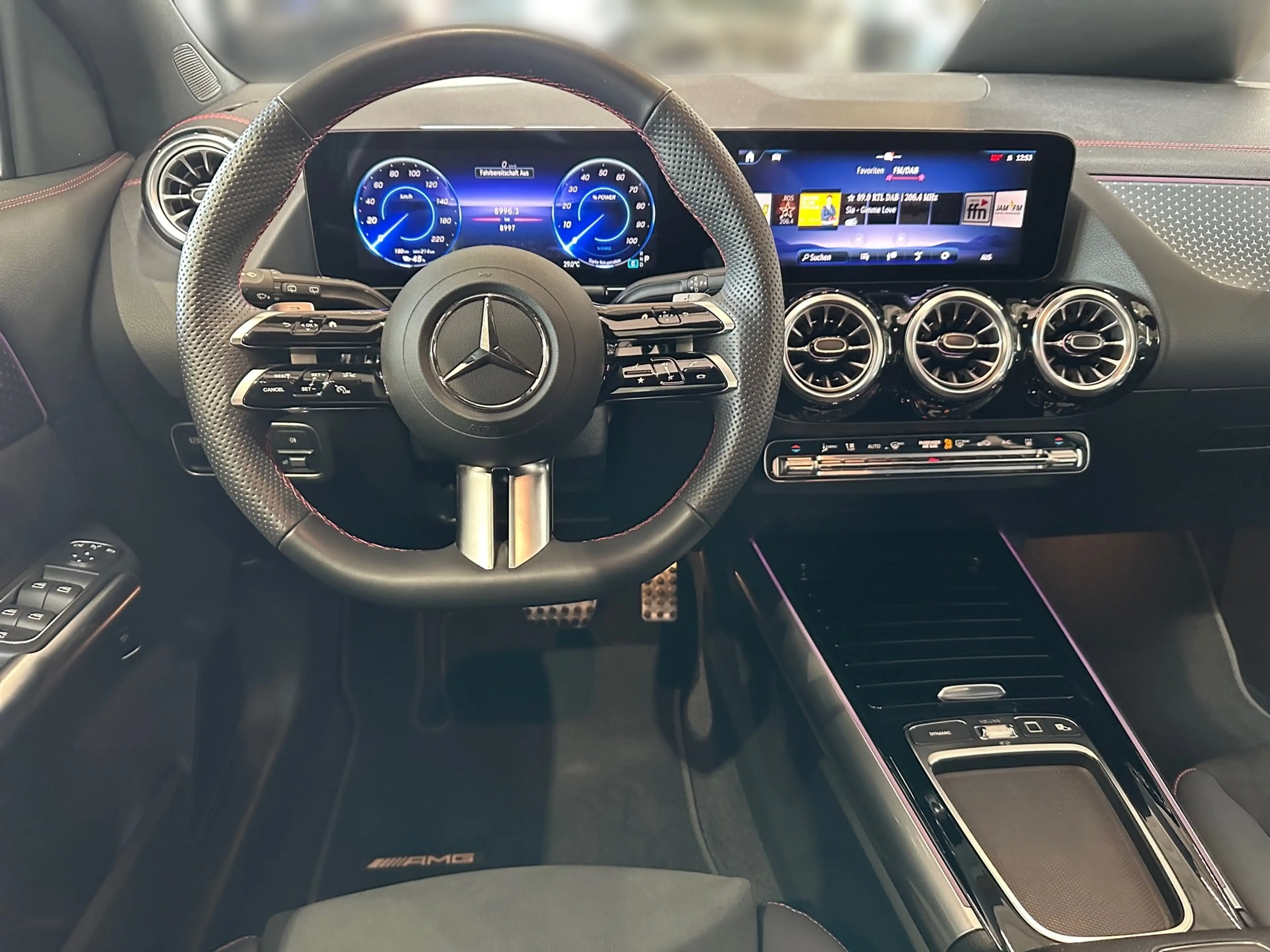 Mercedes-Benz EQA 4M AMG Adv.Plus+Navi+AHK+LED+Sound+Night — photo 9