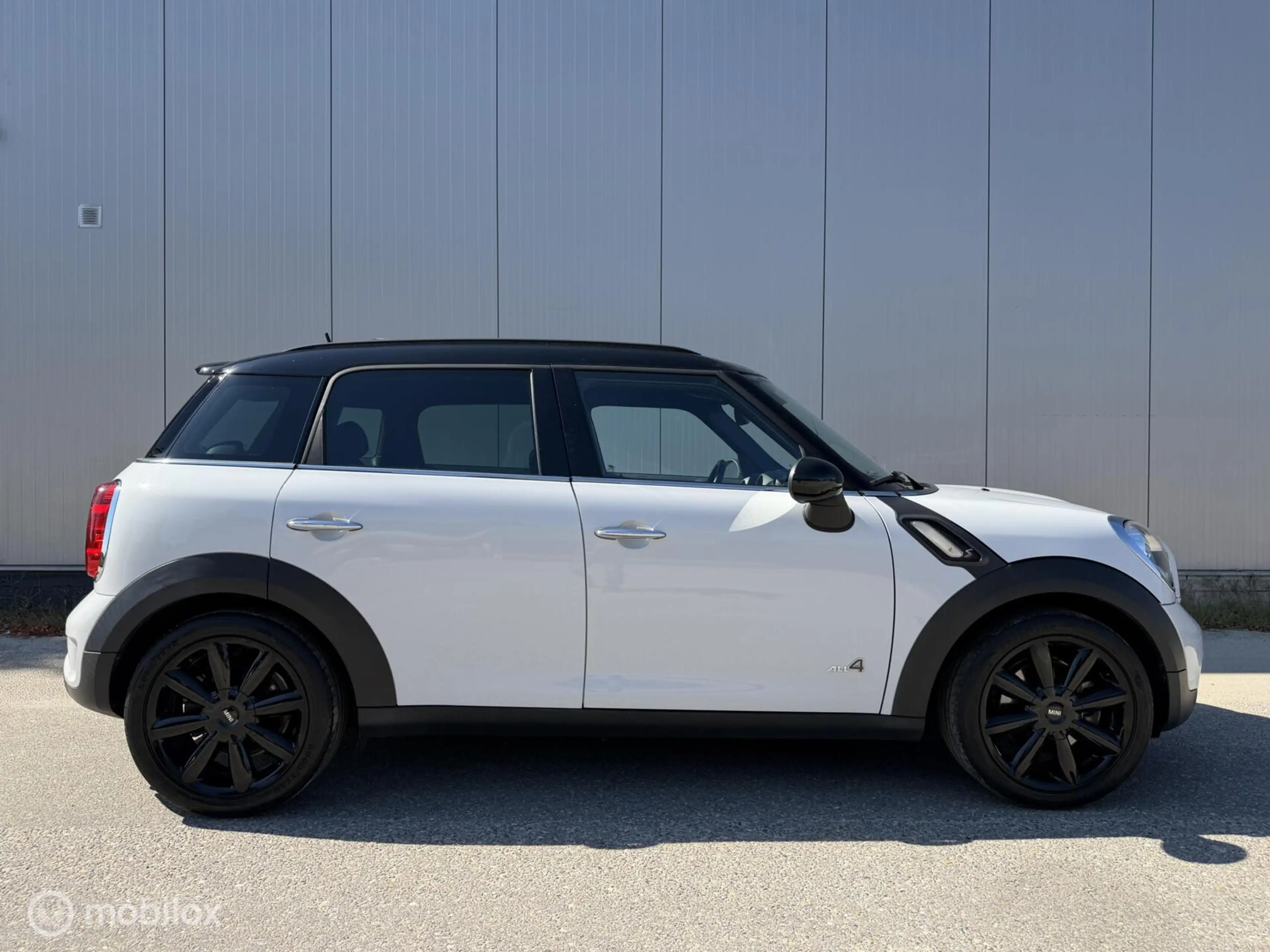 MINI Cooper S Countryman 1.6 ALL4 — photo 12