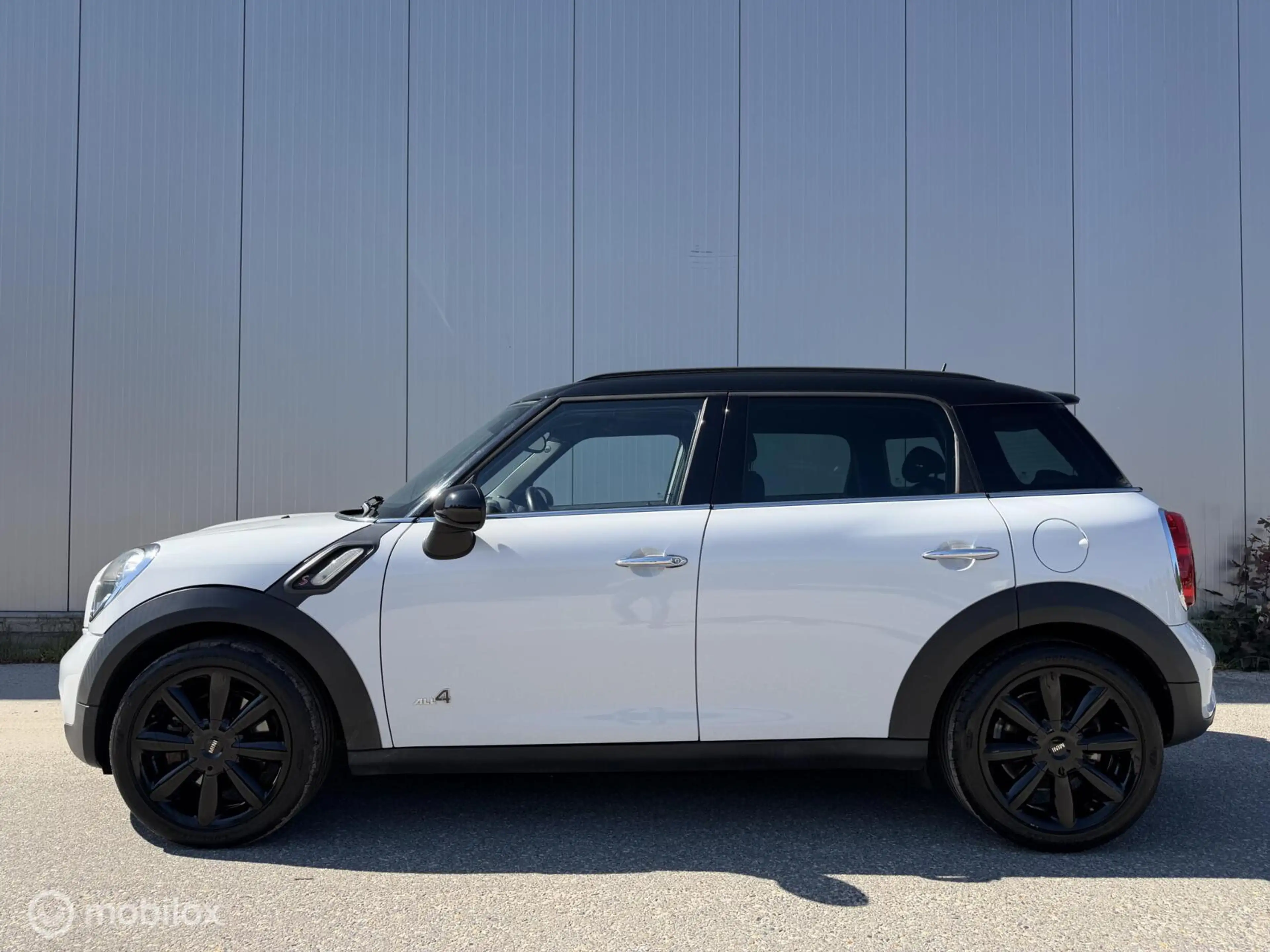 MINI Cooper S Countryman 1.6 ALL4 — photo 3