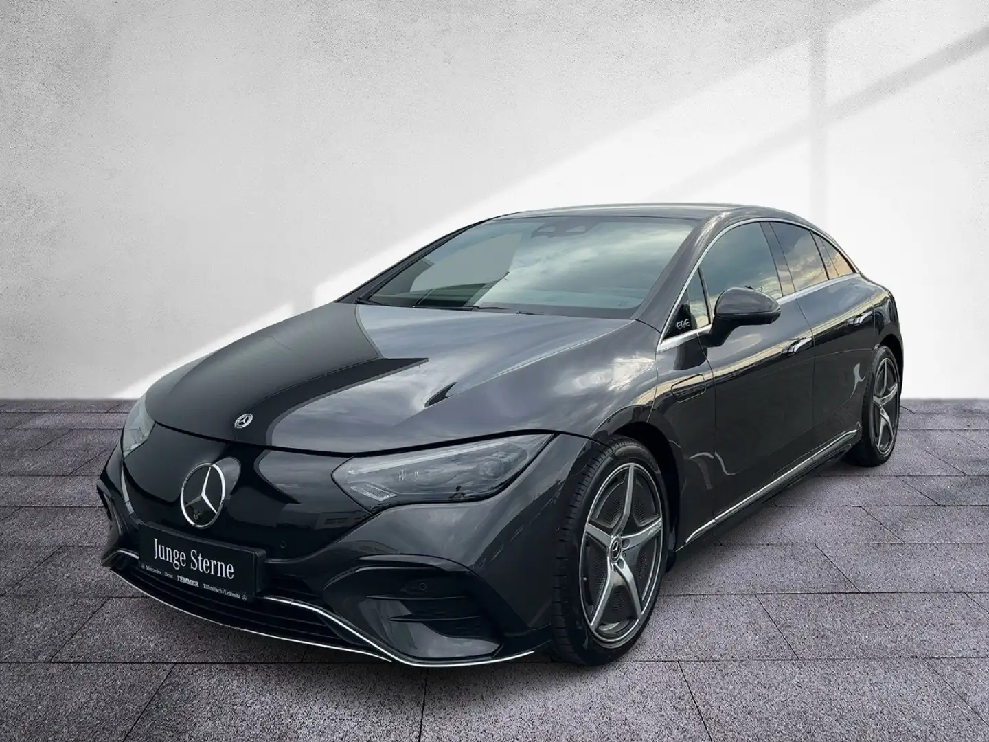 Mercedes-Benz EQE 350 AMG-Line Premium AIR Distr NP € 93.624 Grau - 2