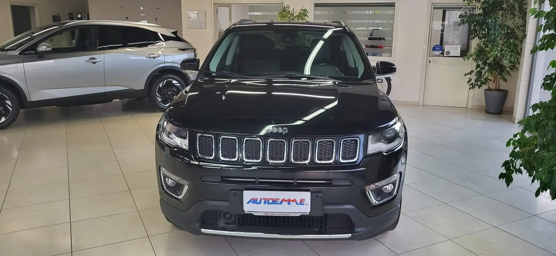 Jeep Compass Compass 2.0 mjt Limited Navi 4wd 140cv auto Nero - 2