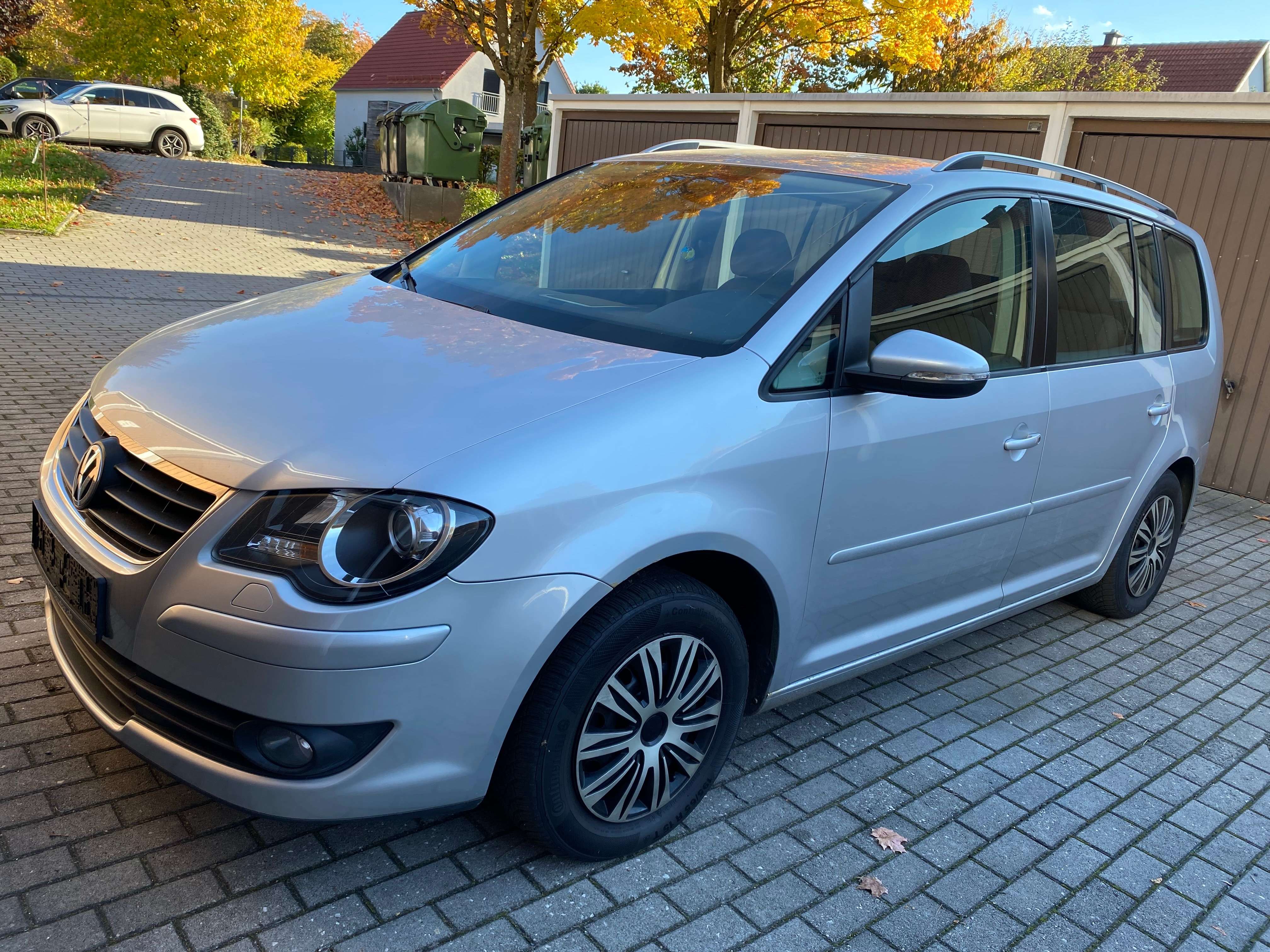 Second hand Volkswagen Touran 2.0