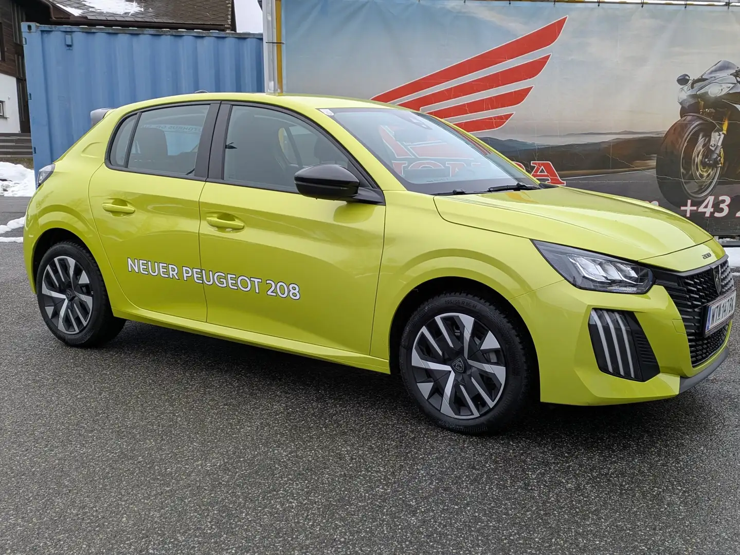 Peugeot 208 Active Hybrid 100 e-DVS6 Amarillo - 1