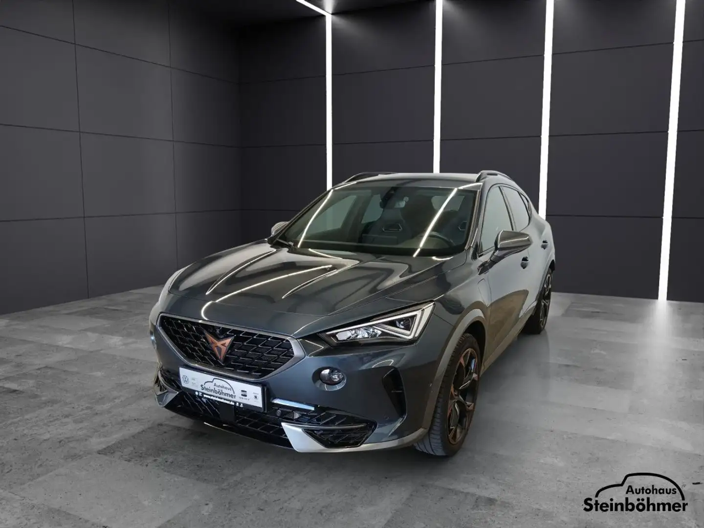 CUPRA Formentor VZ Priority 1.4 TSI DSG LED NAV ACC SHZ Grau - 1