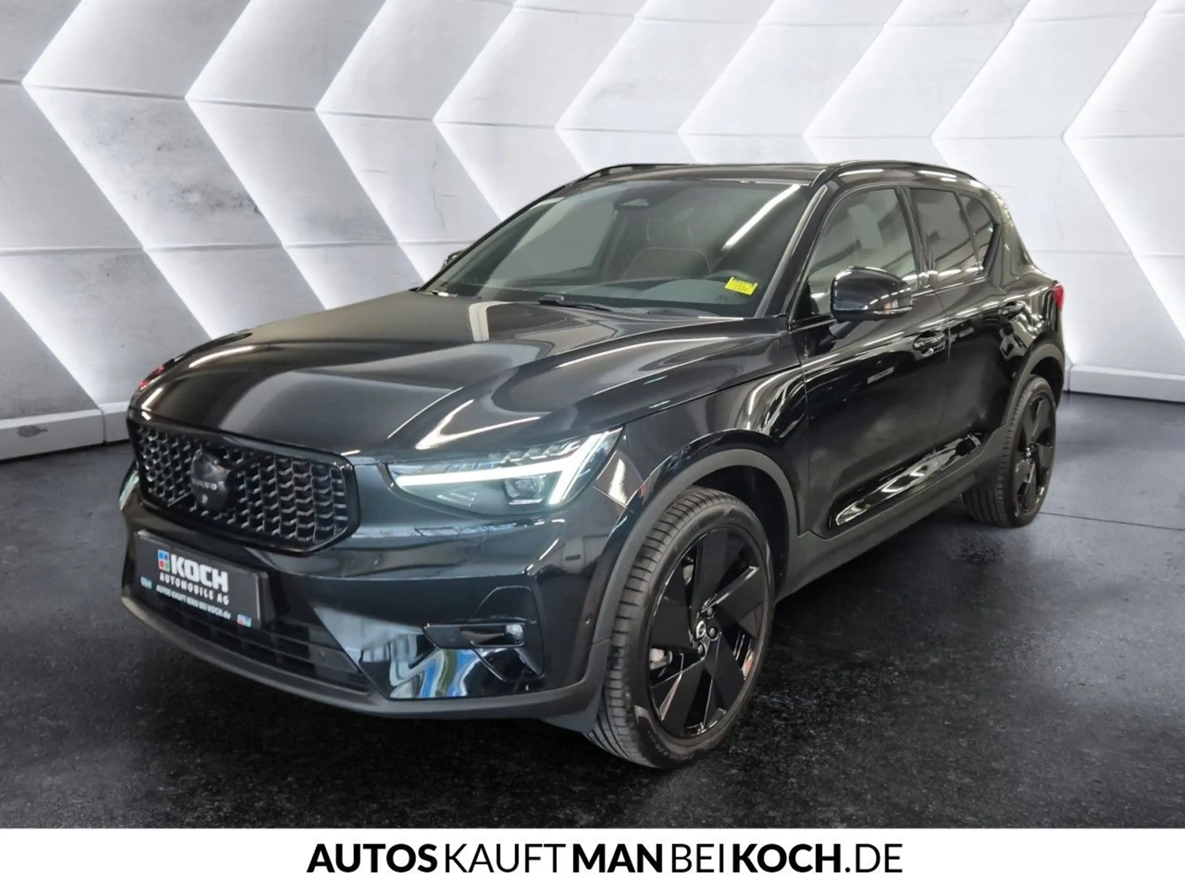 Volvo XC40 B3 B Ultra Black Edition ACC BLIS PANO H/K — photo 2