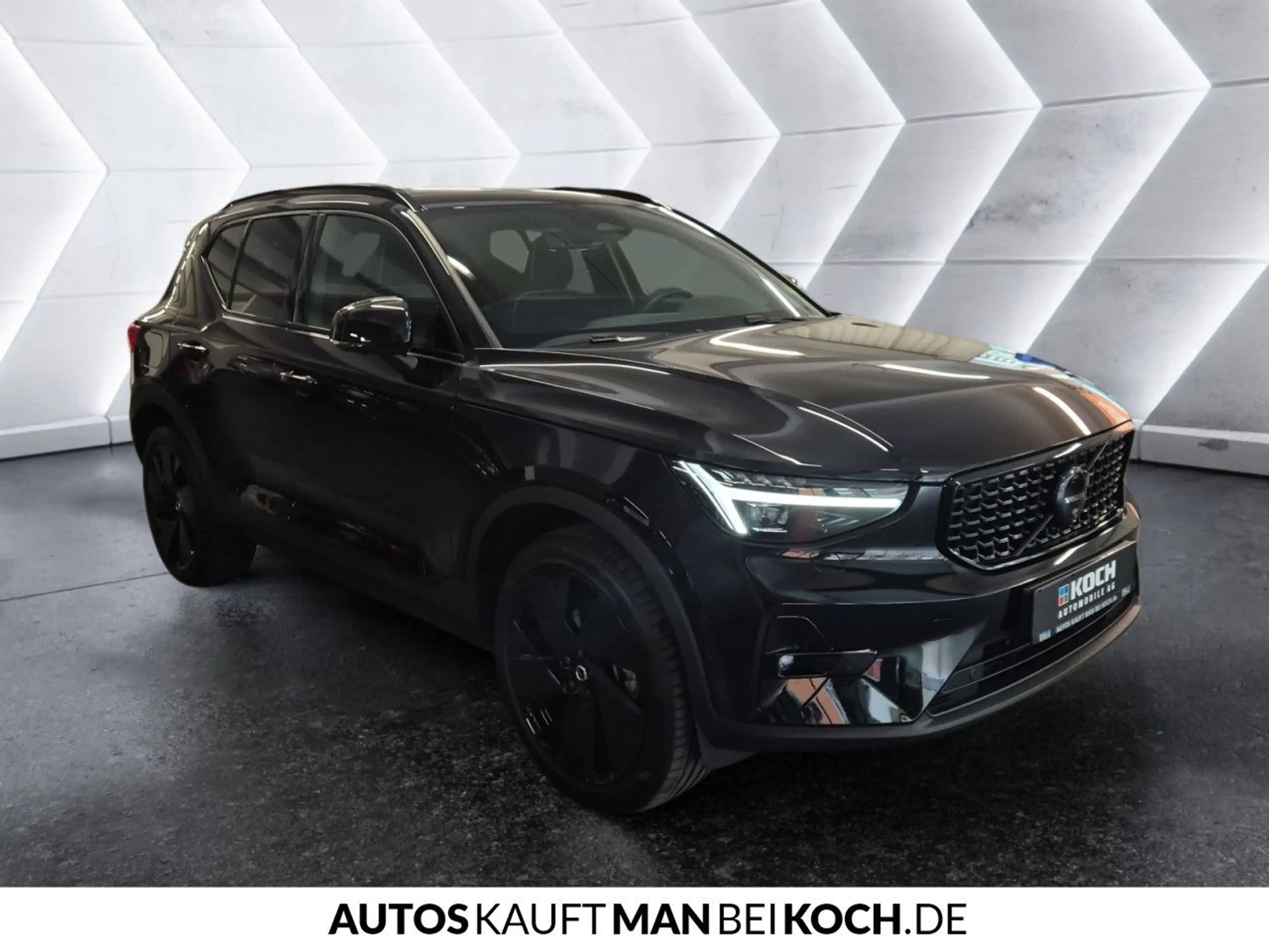 Volvo XC40 B3 B Ultra Black Edition ACC BLIS PANO H/K — photo 5