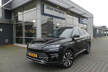 1.5 DM-i FWD Boost PHEV, ZWART/BOUNDLESS CLOUD,360