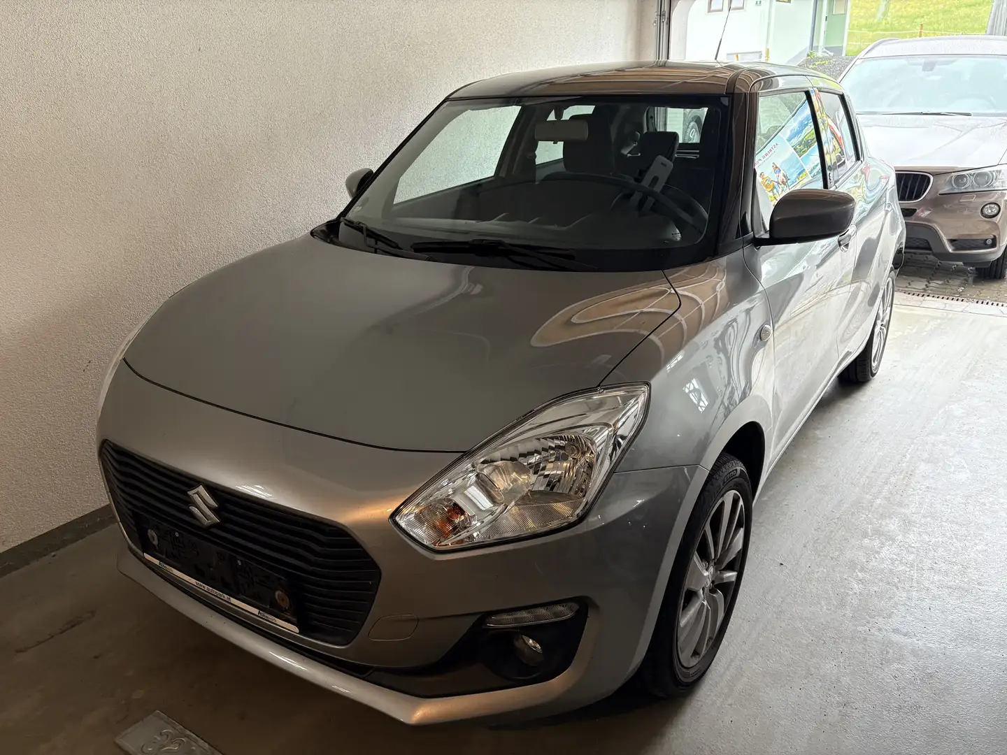 Suzuki Swift 1,2 DualJet Hybrid Allgrip Shine - 1