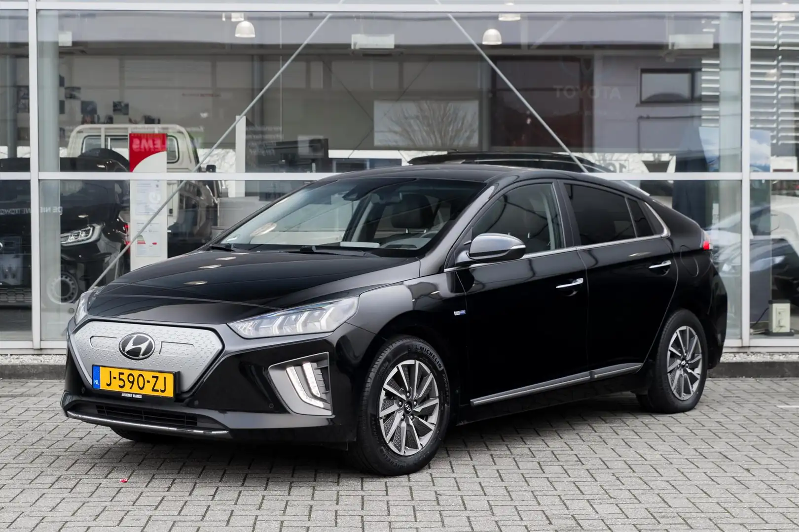 Hyundai IONIQ EV 136pk Aut Siyah - 1