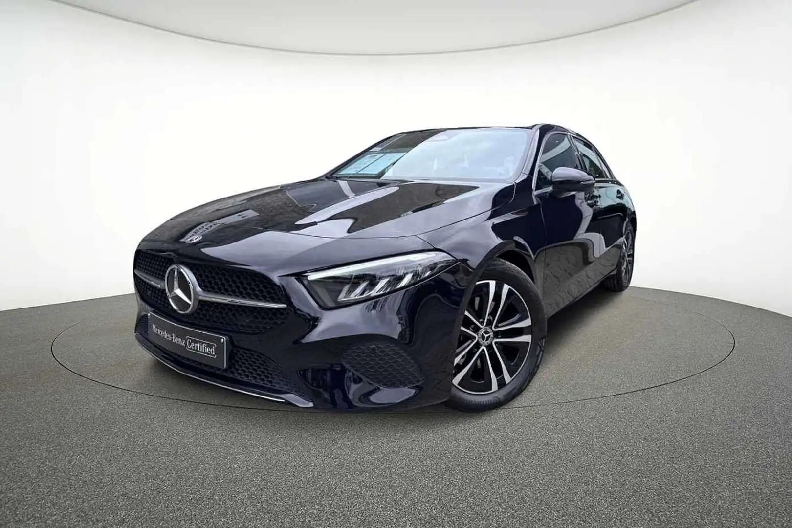 Mercedes-Benz A 180 d Business Line Noir - 1