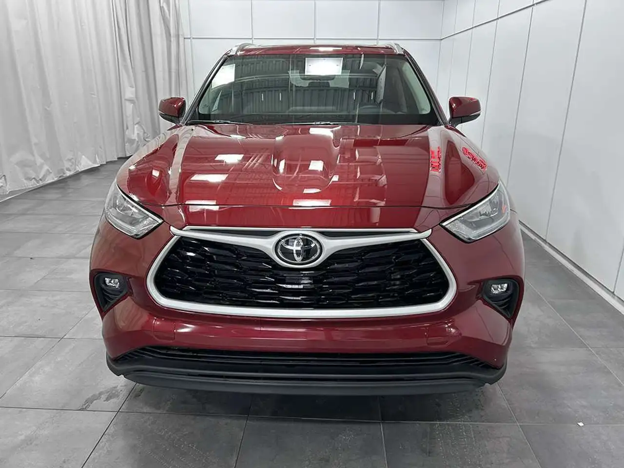 Toyota Highlander снимка Toyota Highlander