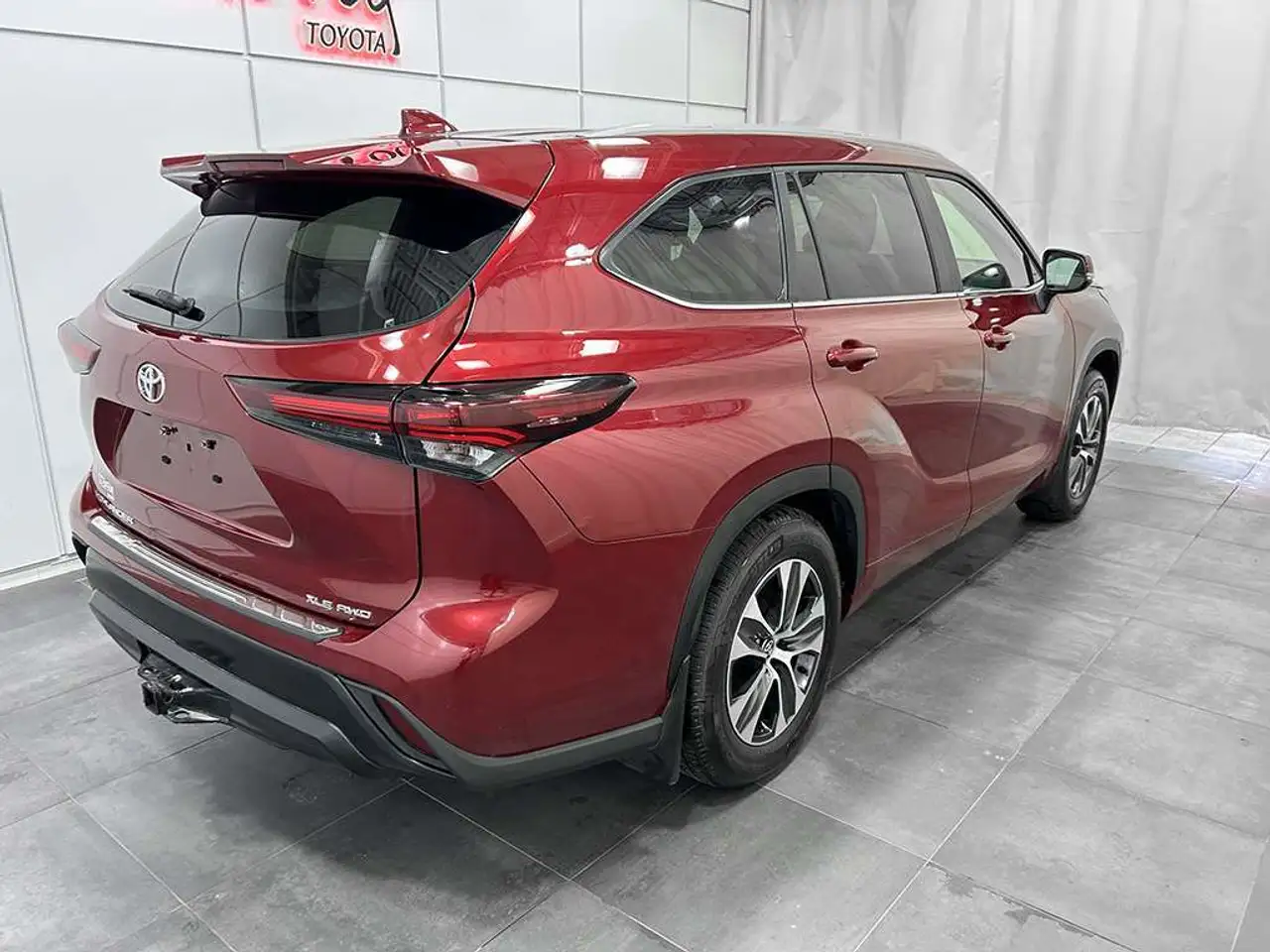 Toyota Highlander снимка Toyota Highlander
