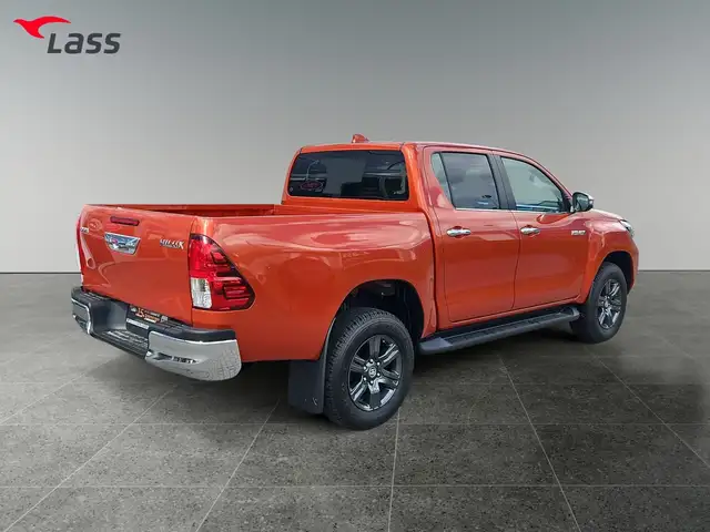 Toyota Hilux view 6