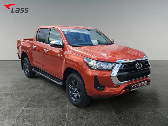 Toyota Hilux view 8