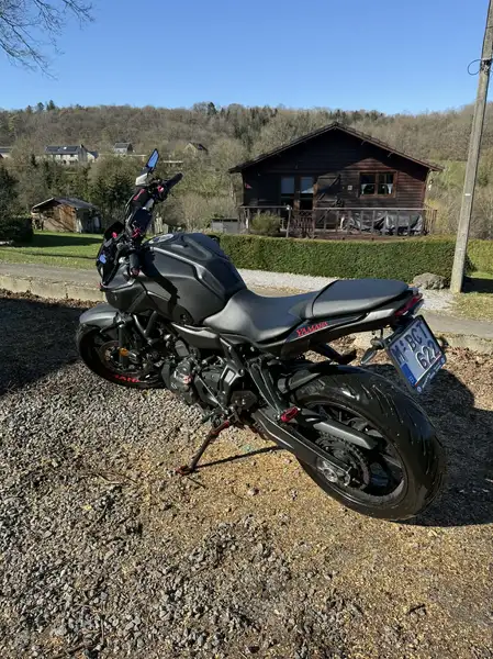 Yamaha MT-07 - foto 2
