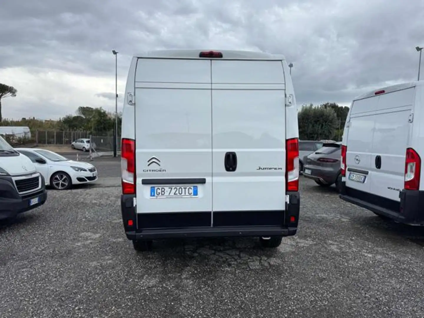 Citroen Jumper 35 BlueHDi 140 S&S L3 H2 Furgone Blanco - 2