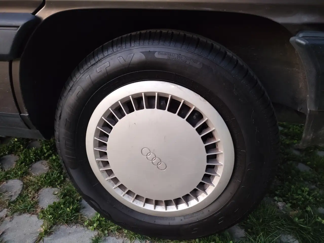 Audi 100 1.8 AUTOMAAT STUURBEKRACHTIGING BELASTINGVRIJ, foto 9
