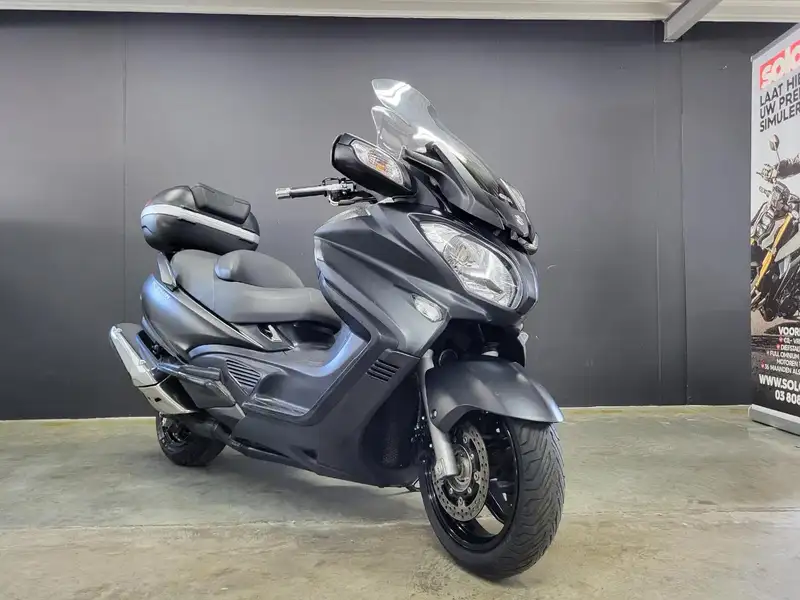 Suzuki Burgman 650 - foto 5