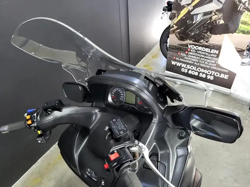 Suzuki Burgman 650 - foto 4