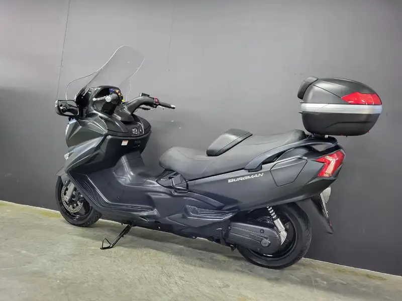 Suzuki Burgman 650 - foto 6