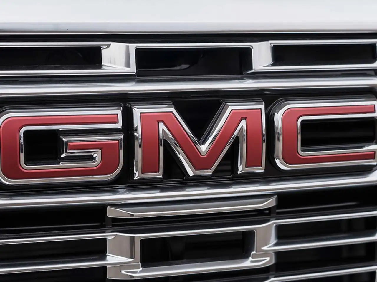 GMC Yukon снимка GMC Yukon