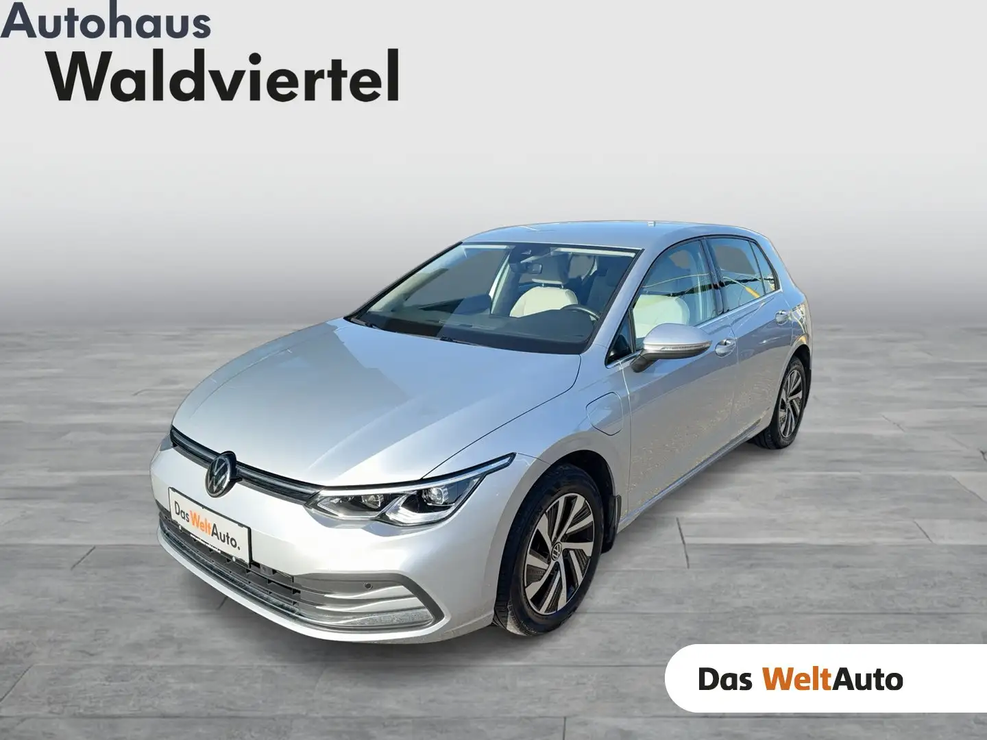 Volkswagen Golf Style eHybrid DSG Silber - 1