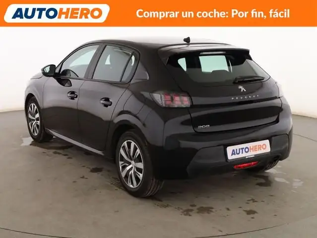 Peugeot 208 view 4