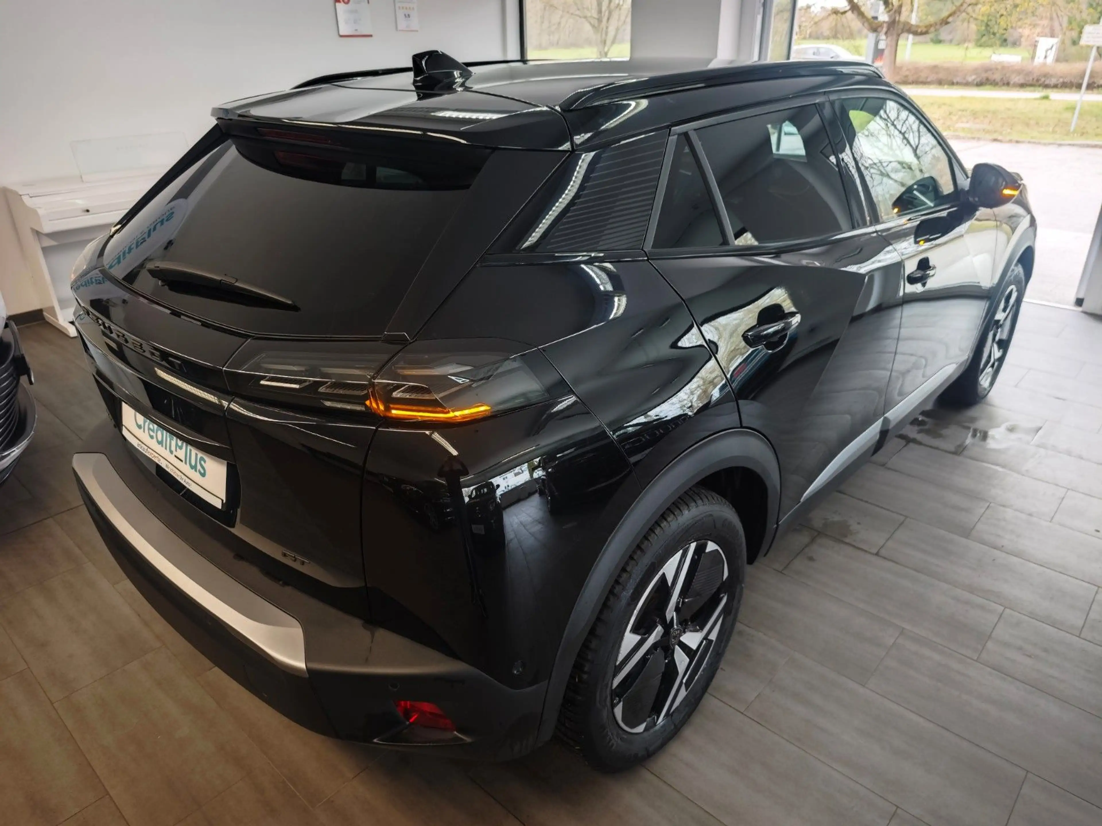 Peugeot 2008 e- GT i-Connect Advanced 360 LED Ambi 180 — photo 11