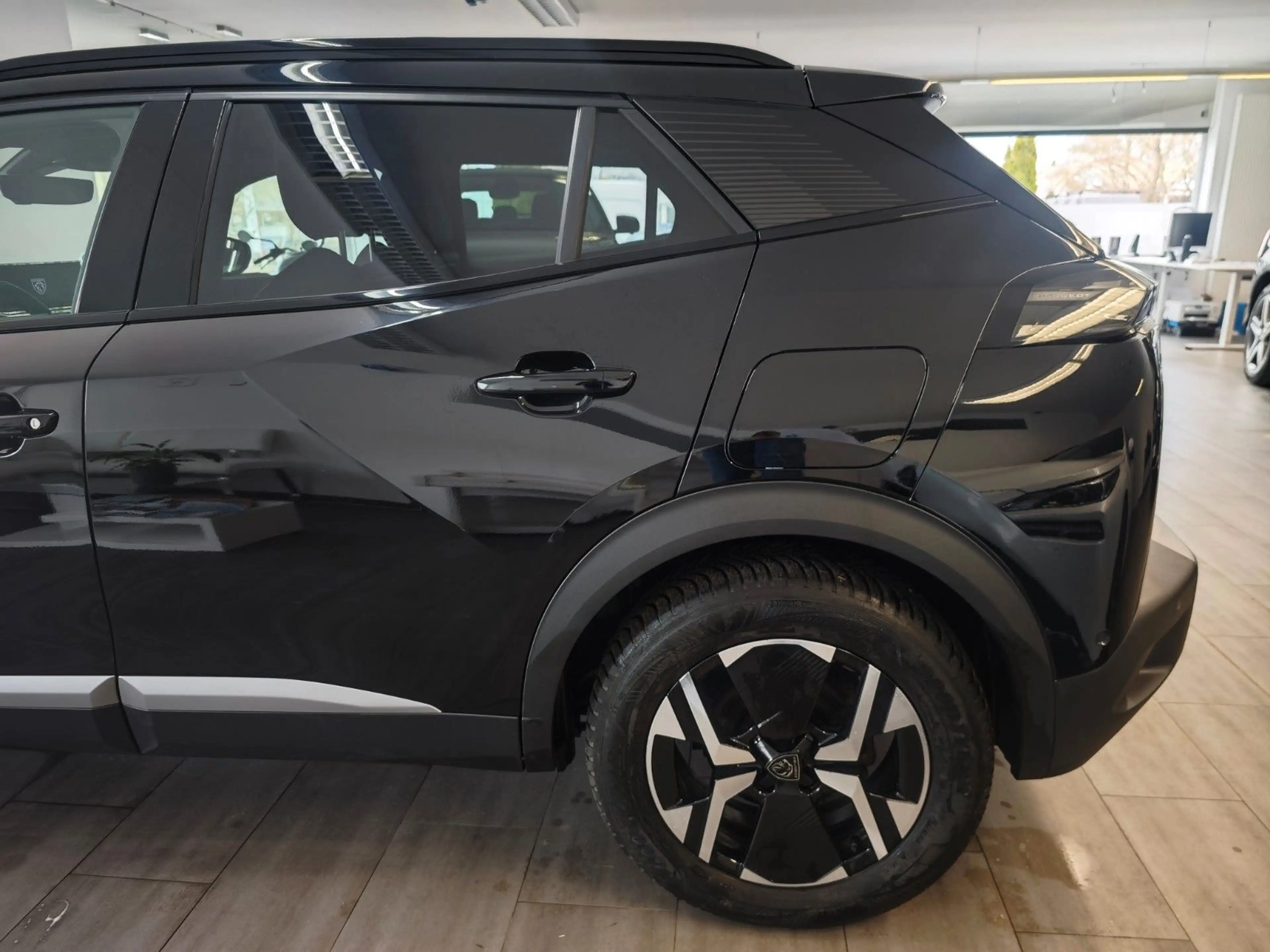 Peugeot 2008 e- GT i-Connect Advanced 360 LED Ambi 180 — photo 10