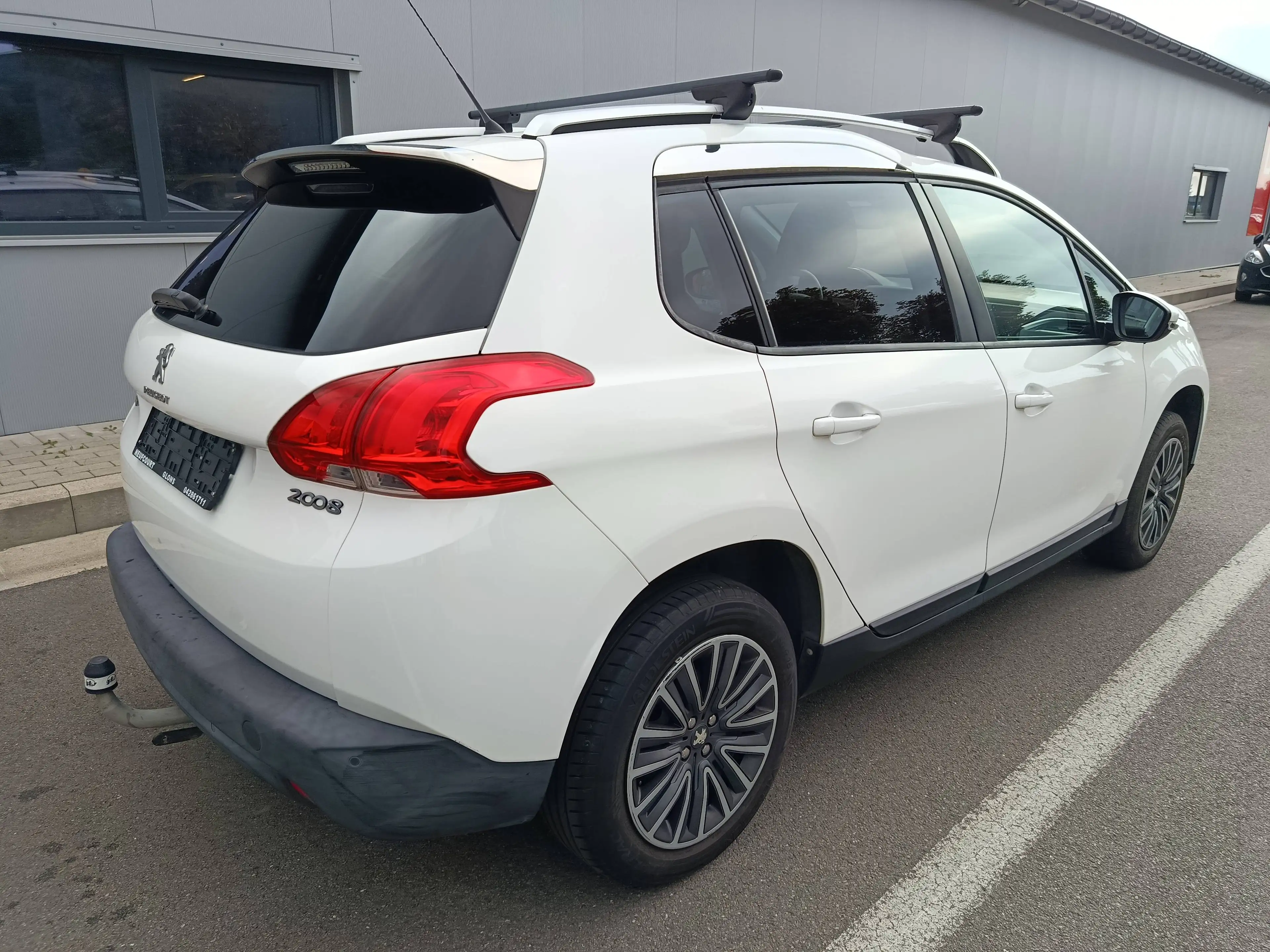 Peugeot 2008 2008 1.2i PureTech Active S — photo 3
