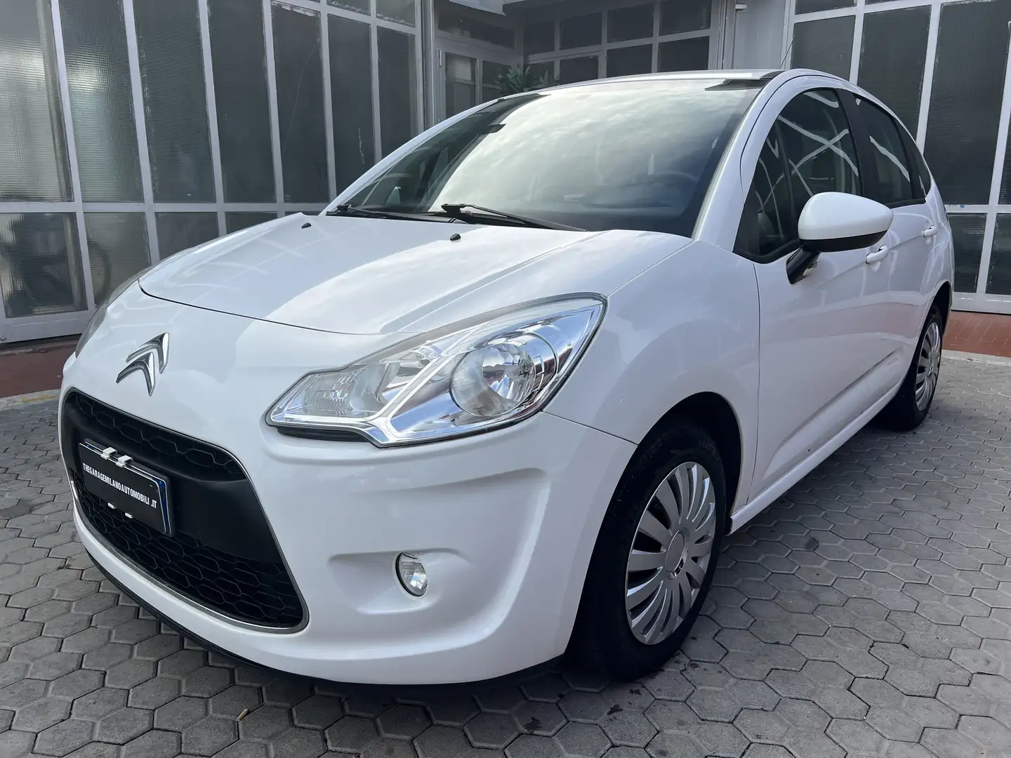 Citroen C3 C3 II 2009 1.1 Exclusive c/esp OK NEOPATENTATI Bianco - 1