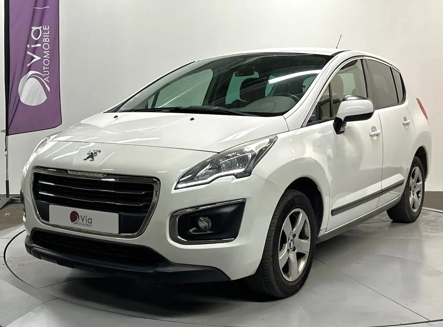 Peugeot 3008 1.6 BlueHDi 120ch S\u0026amp;S BVM6 Business Pack  bijela - 1