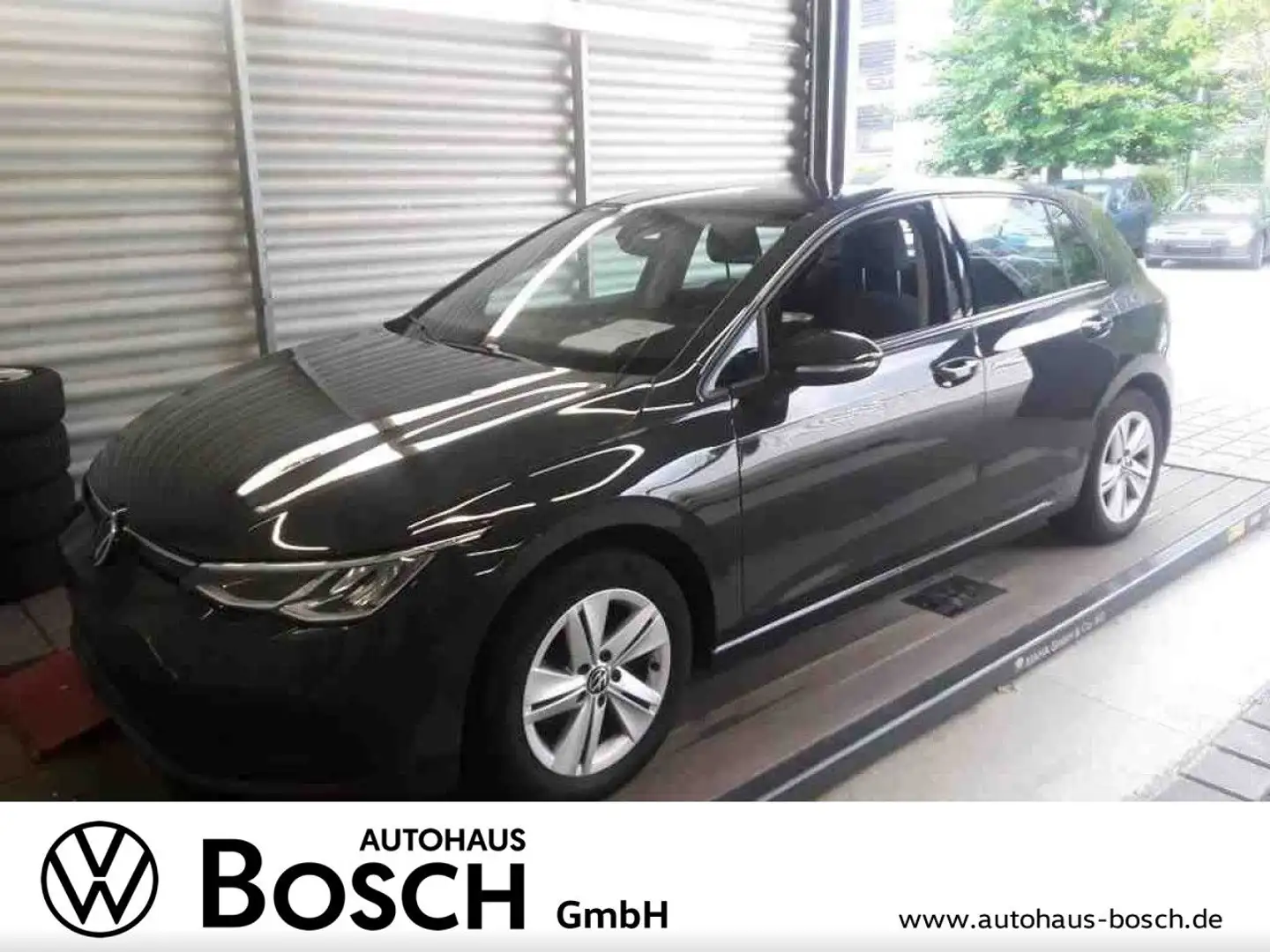 Volkswagen Golf VIII 1.0 TSI Life Navi SHZ ACC PDC LED App Grau - 1