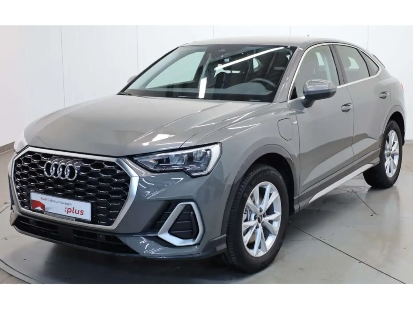 Audi Q3 Sportback 45 TFSI e S line AHK/NAV/ele.Heckl. Gris - 2