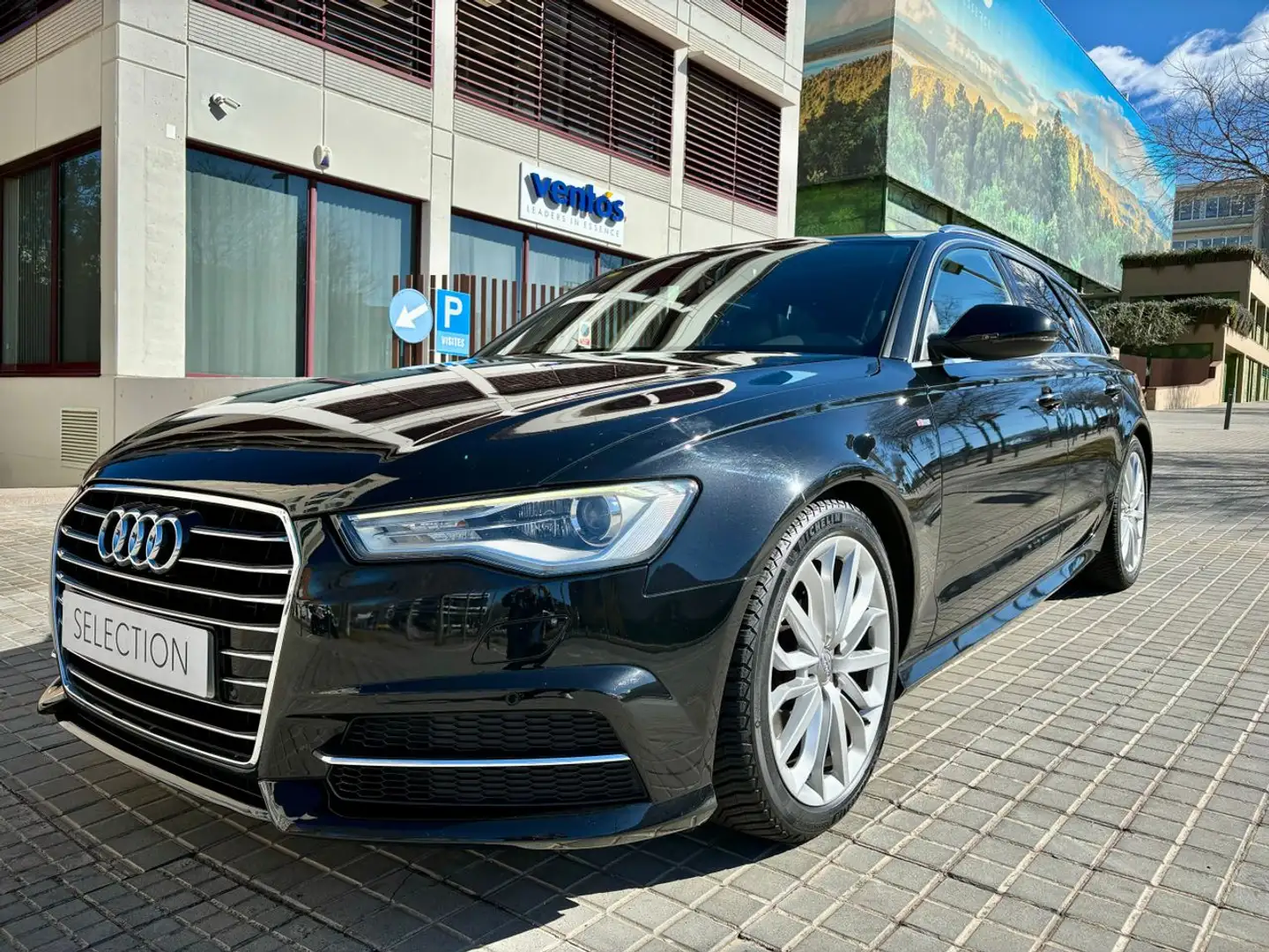 Audi A6 Avant 2.0TDI S line ed. S-T 140kW(4.75) Zwart - 1