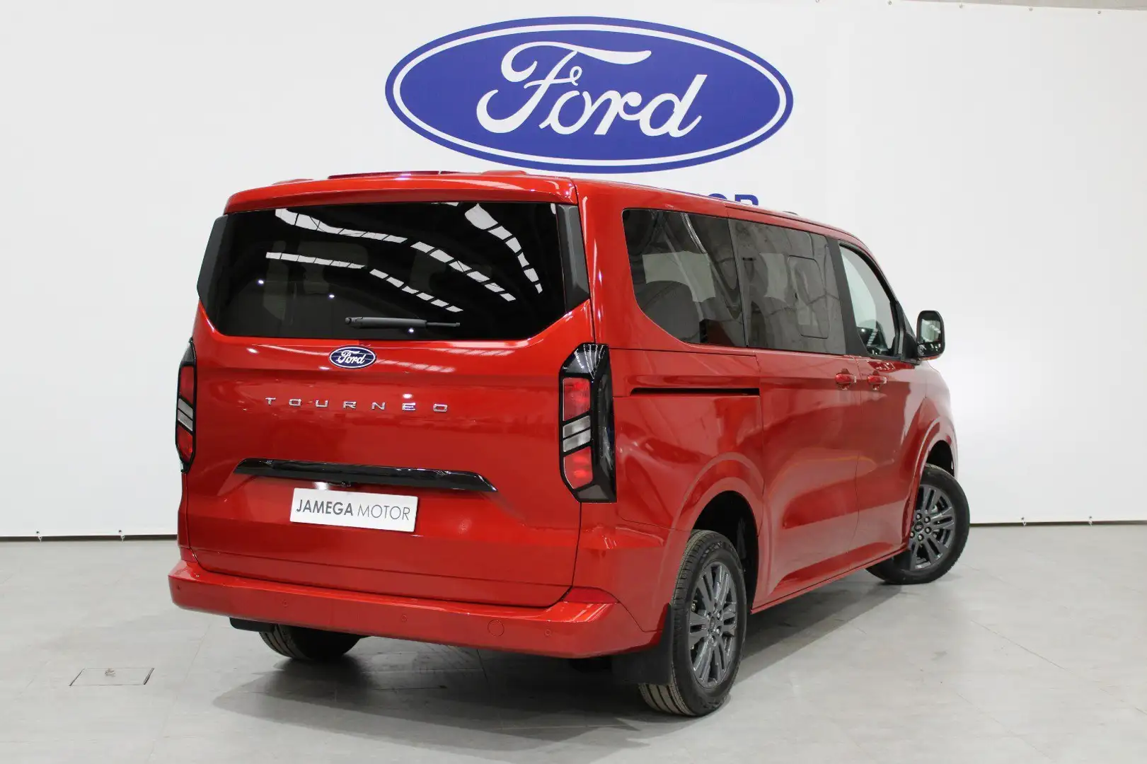 Ford Tourneo Custom 2.0 EcoBlue 150cv L1 Titanium Blanc - 2